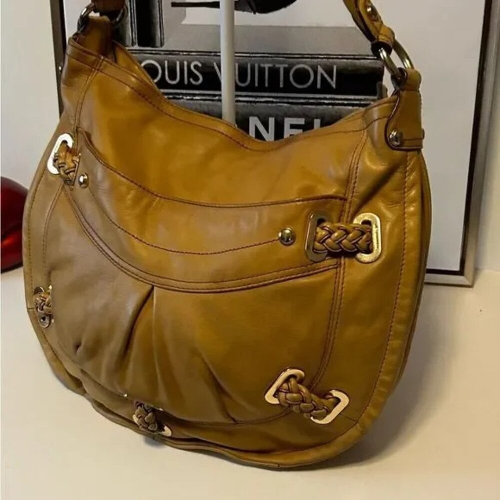 B Makowsky saddle hobo Soft Leather shoulder bag - Picture 8 of 10